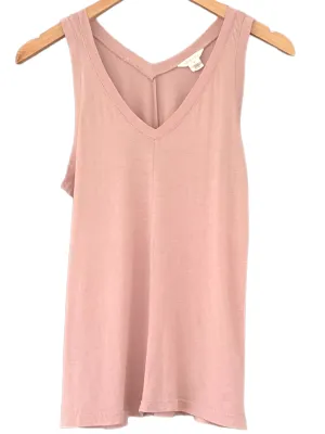 Soft Summer Adobe Double-V Sleeveless Tee